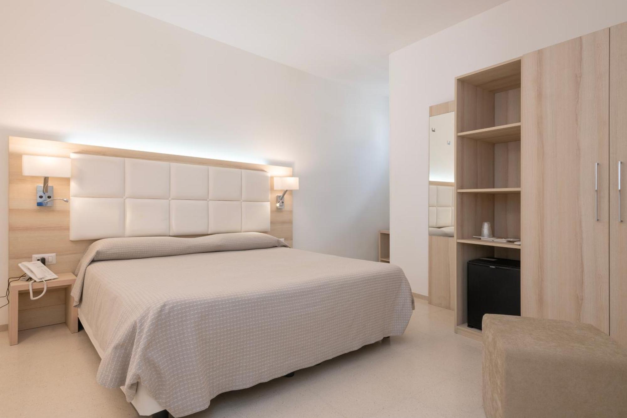 אוטרנטו Hotel Albania מראה חיצוני תמונה