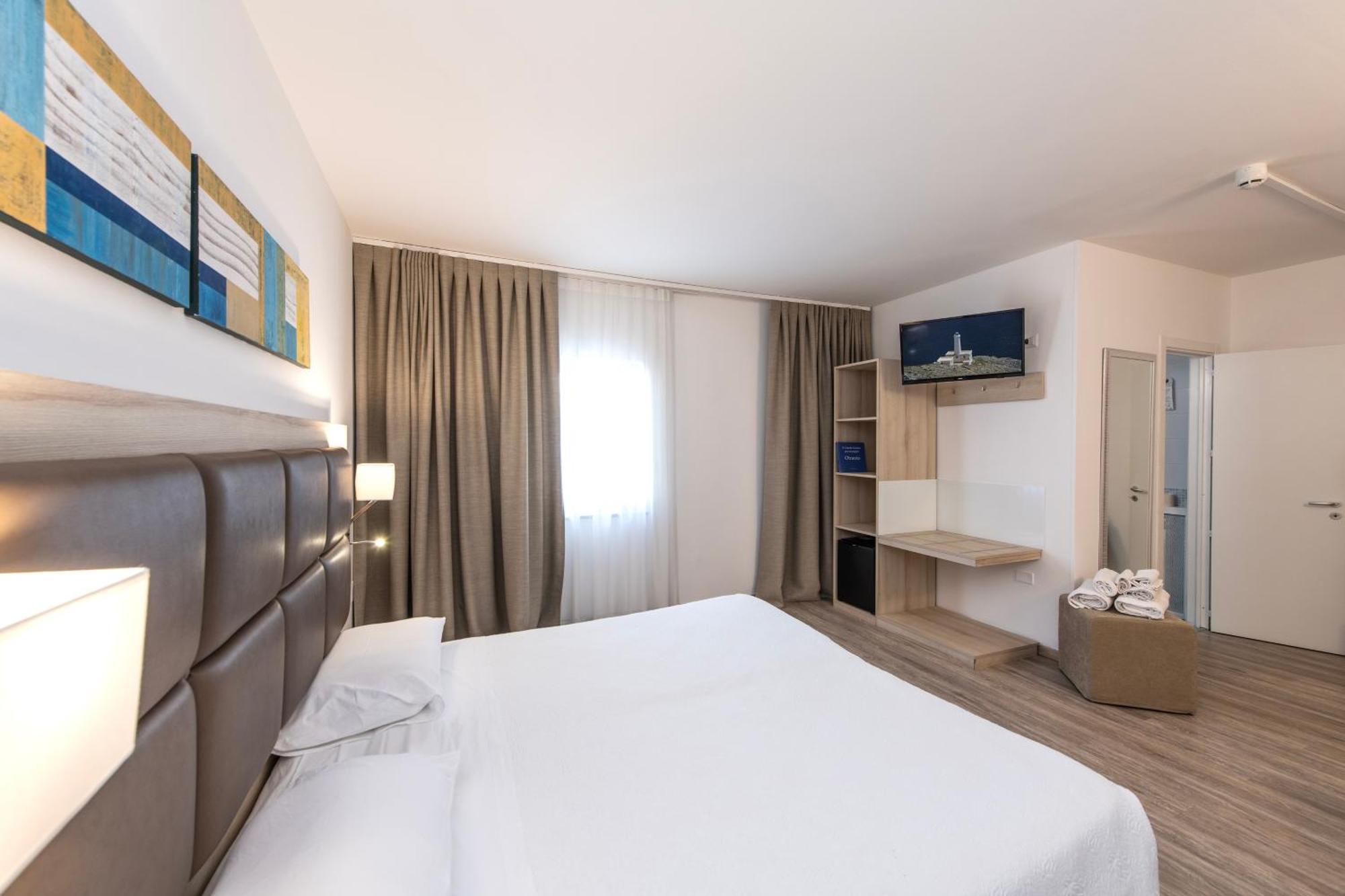 אוטרנטו Hotel Albania מראה חיצוני תמונה