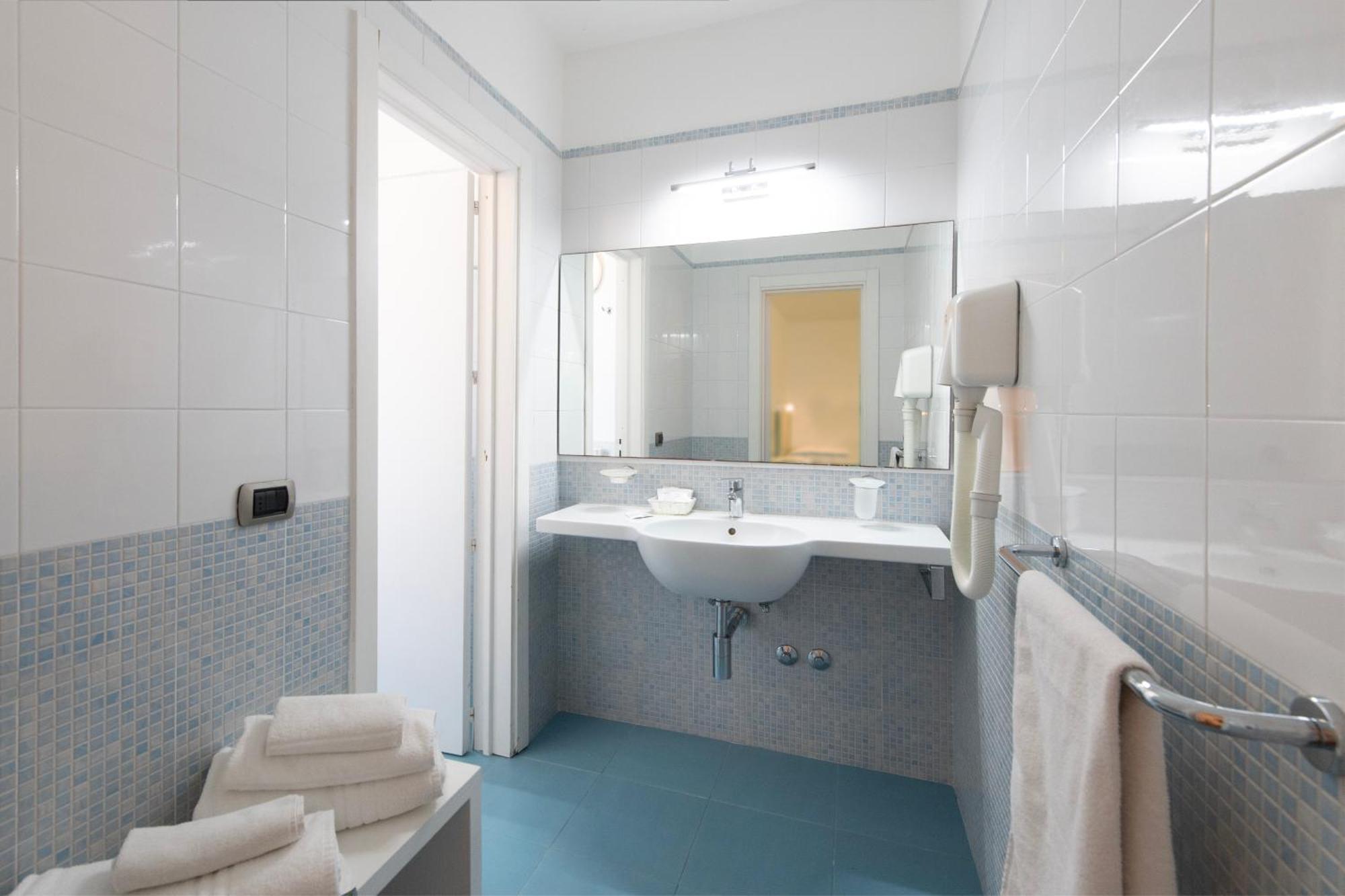 אוטרנטו Hotel Albania מראה חיצוני תמונה
