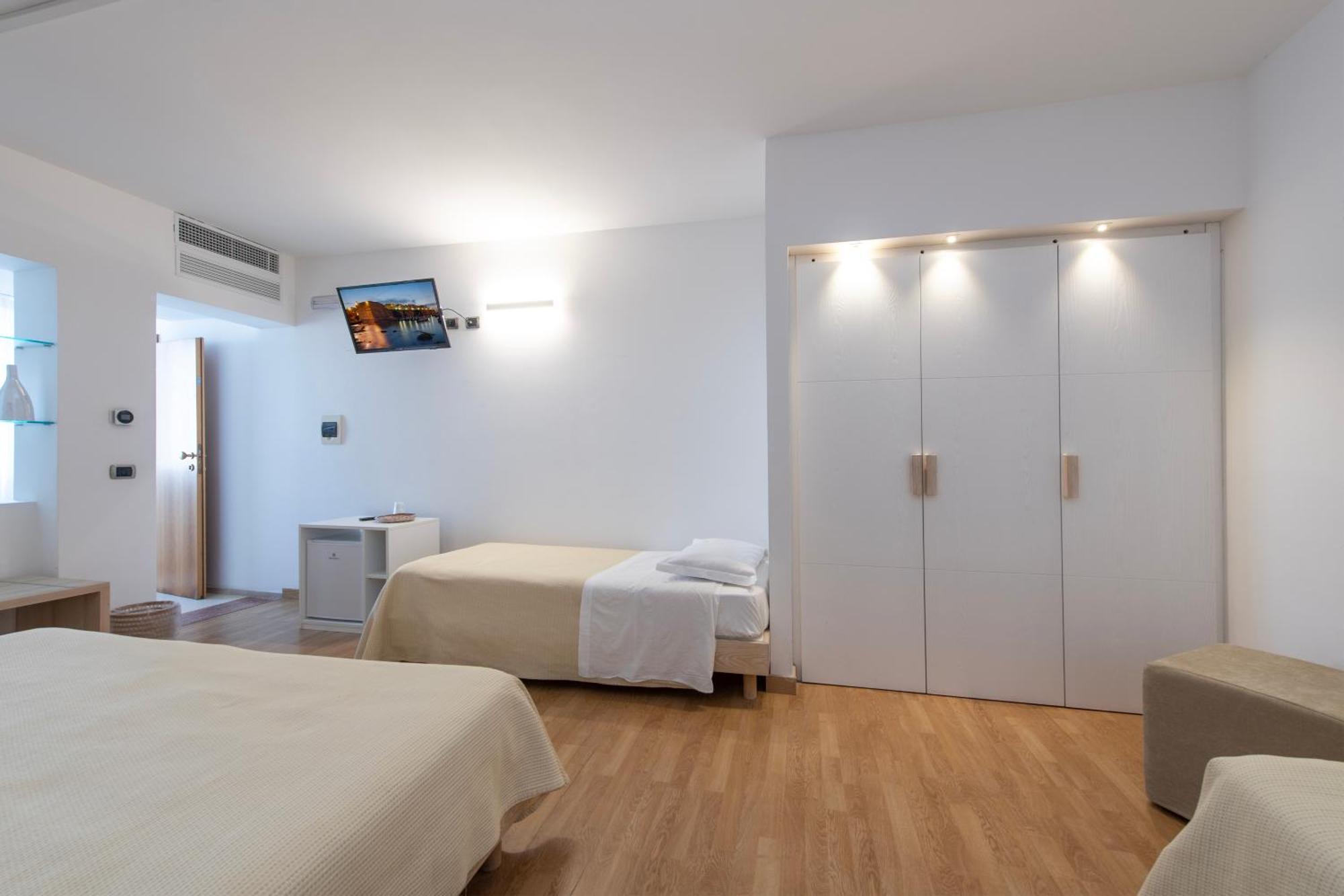 אוטרנטו Hotel Albania מראה חיצוני תמונה